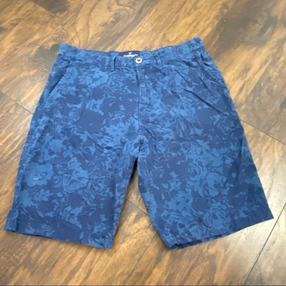 American Eagle Outfitters Other - American Eagle Prep shorts floral Pattern 31